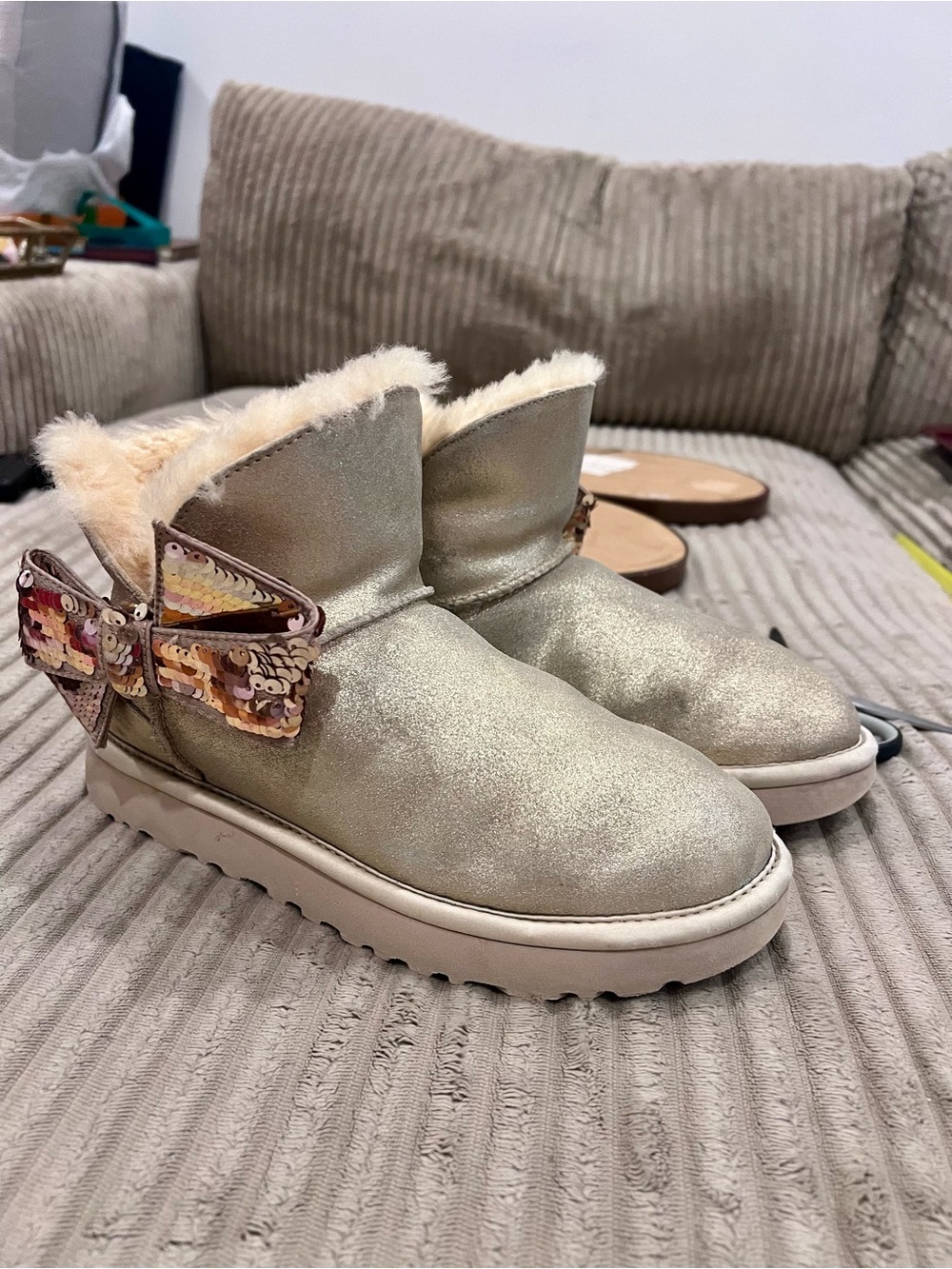 UGG mini sequin bowboat winter boots, shimmer gold 7 women shearling